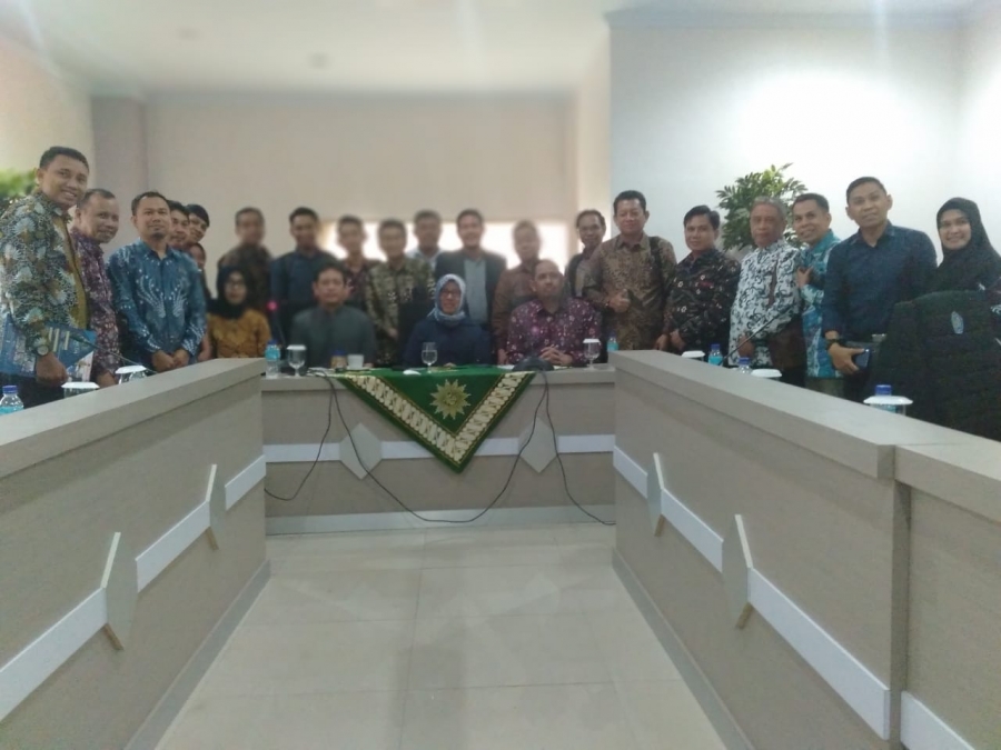 UNIMUDA Bersama Pimpinan PTM Sulsel Ikuti Sosialisasi Kebijakan Akreditasi Prodi dan Perguruan Tinggi